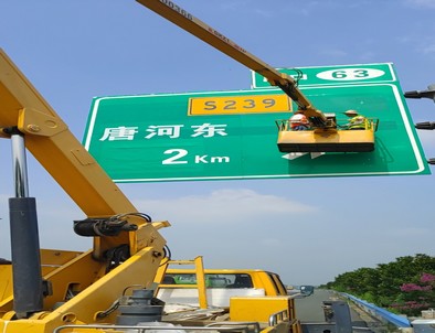 海南海南高速施工